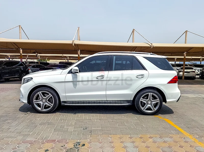 AED 1831/month | 2016 Mercedes-Benz GLE-Class GLE 400 4Matic | GCC Specs | Ref#33722363399928003201114