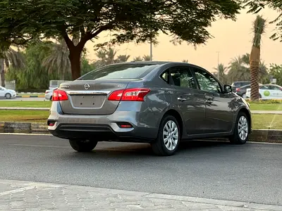 2017 Nissan SENTRA — миниатюра 13