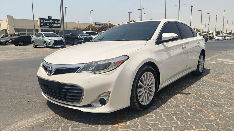 Toyota available in GCC with full options63402408325377112