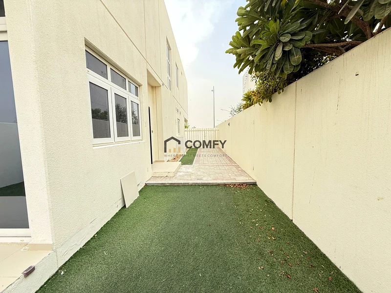 3BED+Maid room| Single Row| Corner Unit63741153534594112