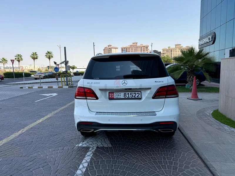 GLE 400 AMG kit GCC Full service history accident free63399927782914112