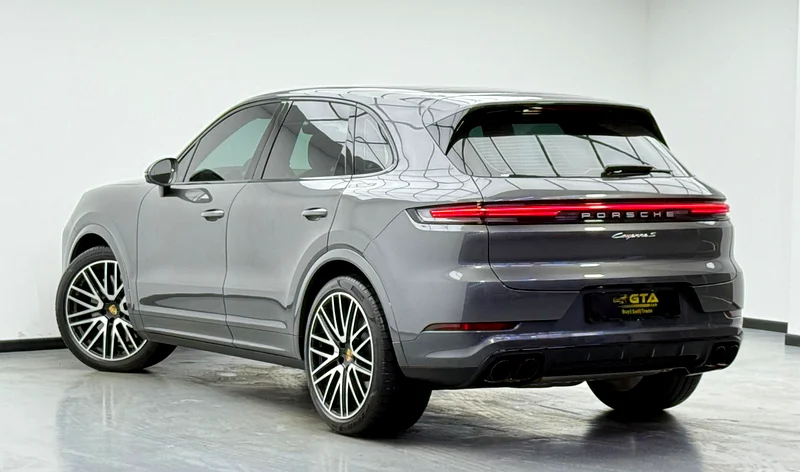 2024 Porsche Cayenne S, 05/2026 Agency Warranty, Agency Full Service History, GCC63398656917635113
