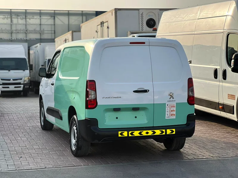 2022 | Peugeot Partner | Manual | VAN | Ref#79763398486807425113