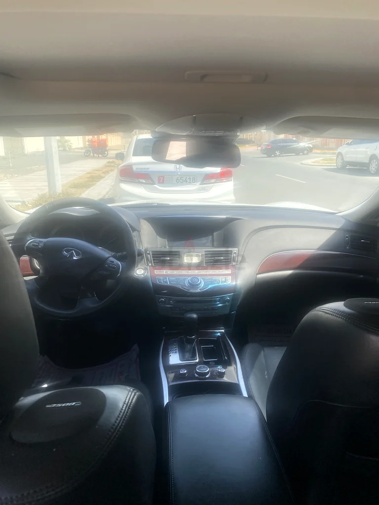 Infinite Q70 Gcc full options63398548662018113
