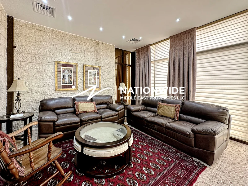 Spacious| Modern Finishes|Prime Area |Best Living63839194258177113
