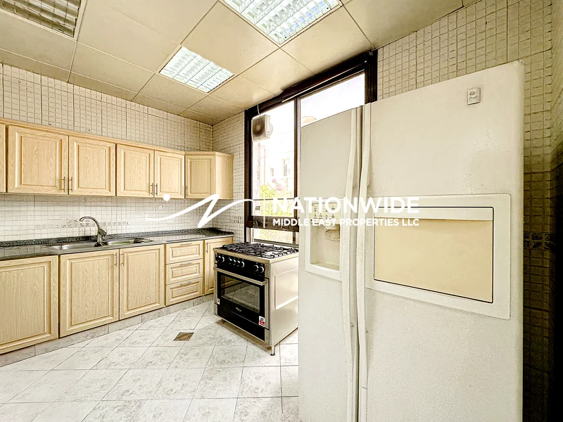 Spacious| Modern Finishes|Prime Area |Best Living63839194258177114
