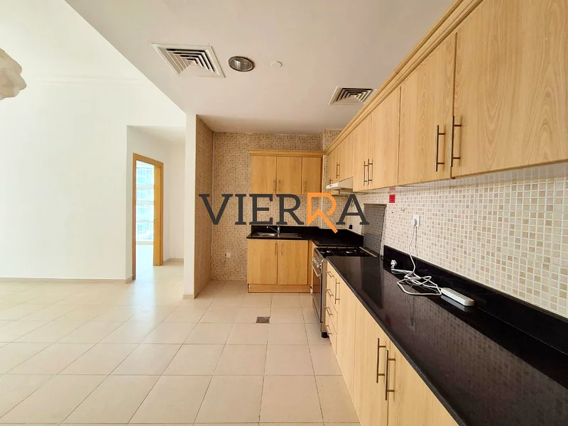طابق عالي - موقع متميز - بدون شرفة64030080536193111