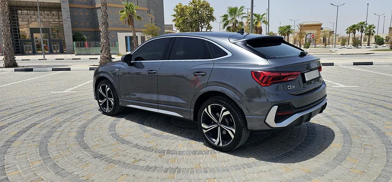 أودي Q3 سبورت باك 2020 | S لاين كواترو | V4 | المالك الأول | سجل وكالة كامل | طلاء أصلي63398611475969114