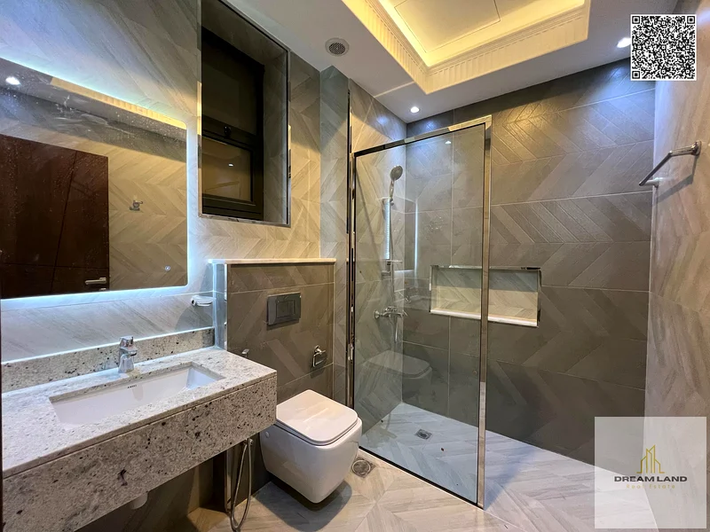 Luxury villa for sale in Ajman - Al Helio 2, consisting of 6 bedrooms, 3 floors, a prime location, near Azha Complex | Unbeatable price including regi63910312852226114