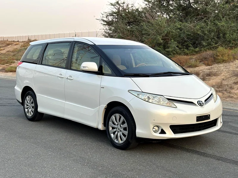 GCC 2015 FREE ACCIDENT FAST OWNER LOW MILEAGE 142000KM 7 SEAT EXCELLENT CONDITION63399942284931111