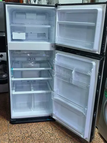 Modern Refrigerator - Spacious and Stylish!
