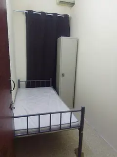 Fully closed partition room