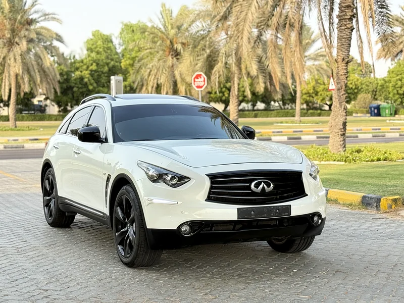 إنفيني QX70S جي سي سي 2015، خيار كامل، حالة جيدة جداً، نظيف جداً63398553831682113