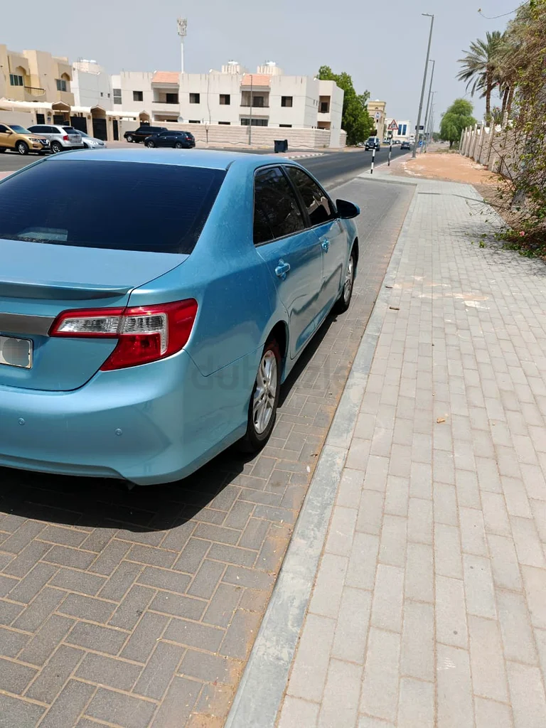 Toyota camry lady driver in good condition.63399946588673112