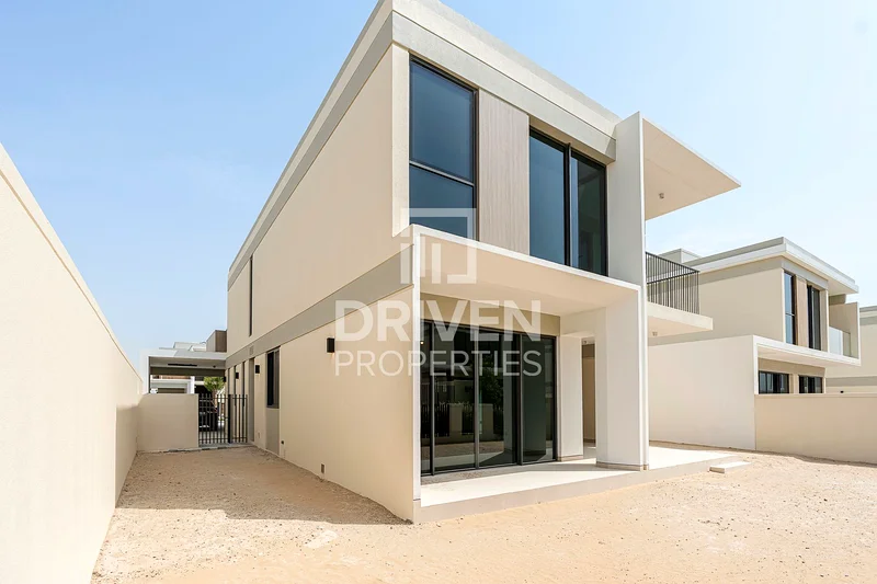 Brand New | Spacious Layout | Community View63734258152579110