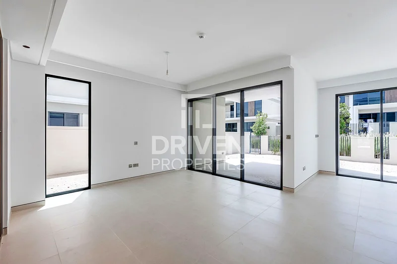 Brand New | Spacious Layout | Community View63734258152579113