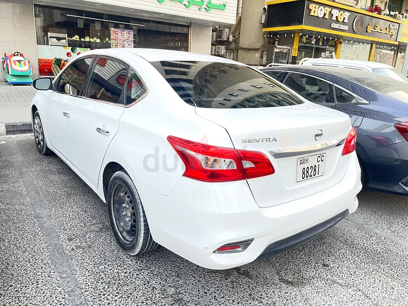Nissan sentra 201763412538209538114
