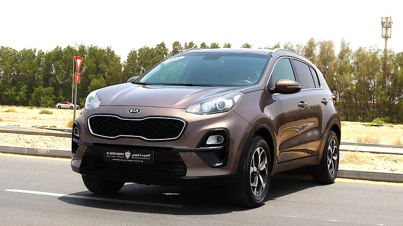 Kia Sportage 2019 model, Gulf version, accident-free, in excellent condition, mileage 91,000 kilometers, with a 1600 cc engine, price 40,000.63398633126274112