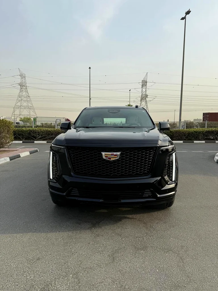 Cadillac Escalade / 2025 / GCC / Warranty and Contract Service from Al Ghandi / 3,200 km63398491270401111