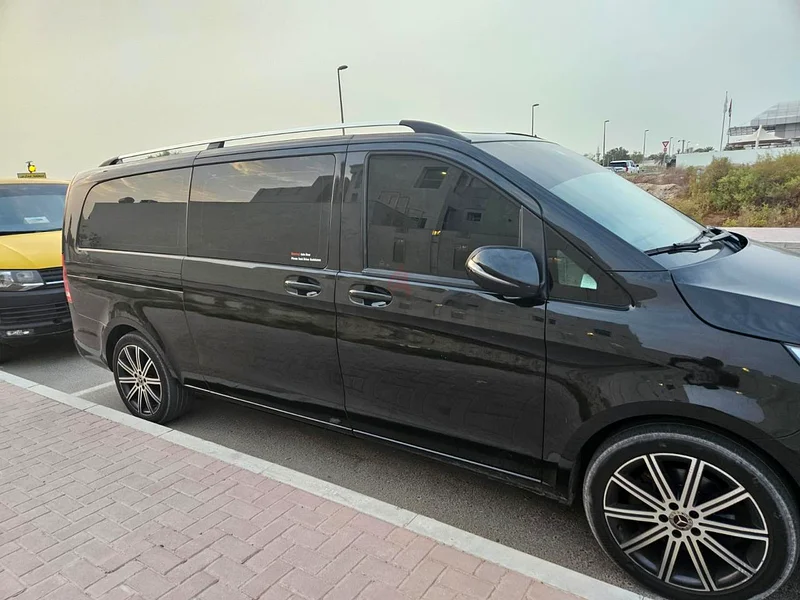 فئة مرسيدس V فئة V250 جي سي سي عرض ممتاز للبيع العاجل بسعر 95 ألف بسعر ثابت63403706615681113