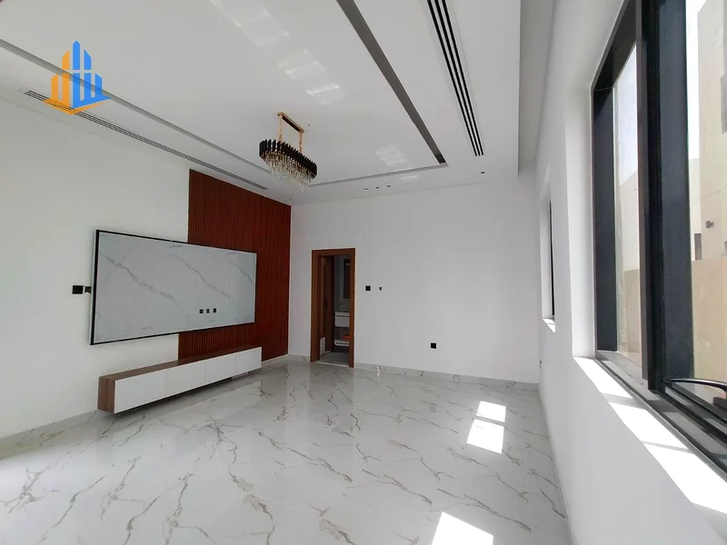 5bhk | Deluxe Villa | Close to all services | Very close to Sheikh Mohammed Bin Zayed Road | It has a swimming pool | It has a large dressing room | I63910417270785113