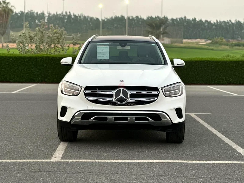 GLC 300، كماليات، أبيض/بيج، 2020.63399925609859112