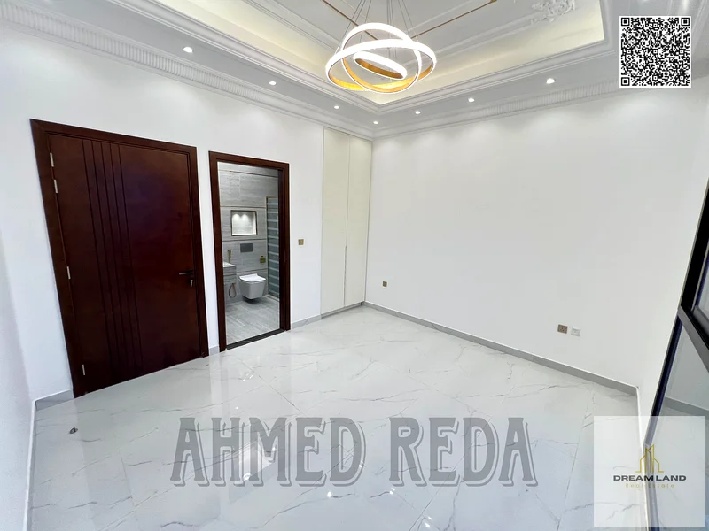 A villa directly from the owner, with personal finishing, on a main street, close to all services, freehold for all nationalities and without a down p63892693090434114