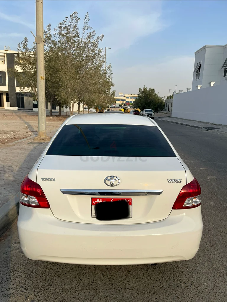 Toyota Yaris for sale633999442776351122