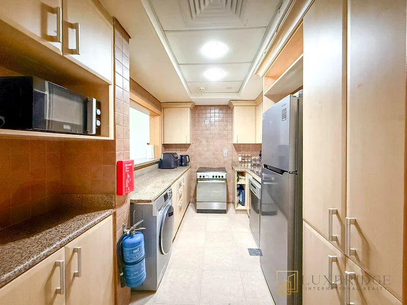 Vacant | Fully Furnished | Prime Location64009548557313113