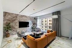 Luxurious | upgraded Unit | Prime Location