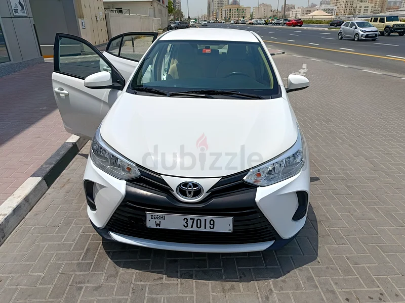 تويوتا ياريس634123107715861123