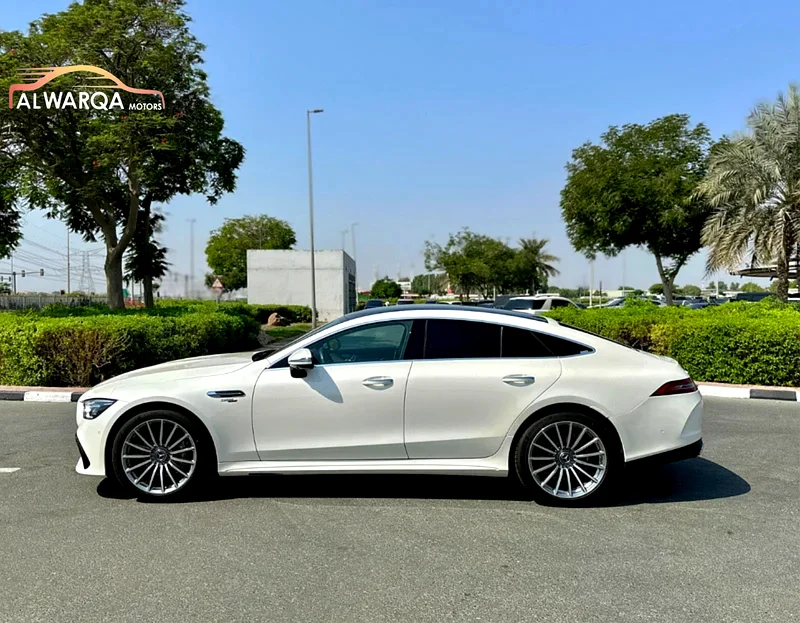 مرسيدس بنز AMG GT 4363399926906625111