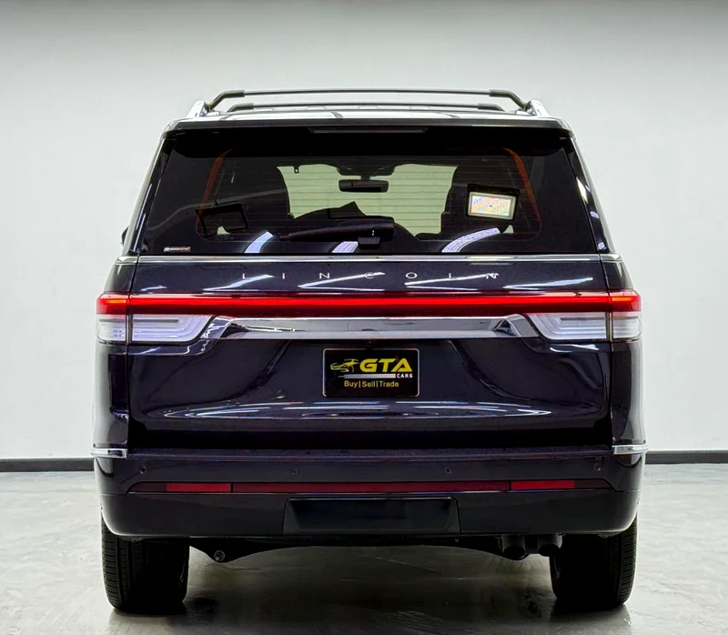 2023 Lincoln Navigator Presidential, 2028 Lincoln Warranty + Service Pack, Very Low Kilometers, GCC63491340853122114