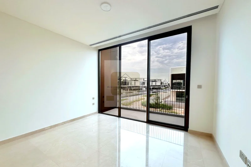 Burj View || Single Row || Brand New just handover63753557977729113