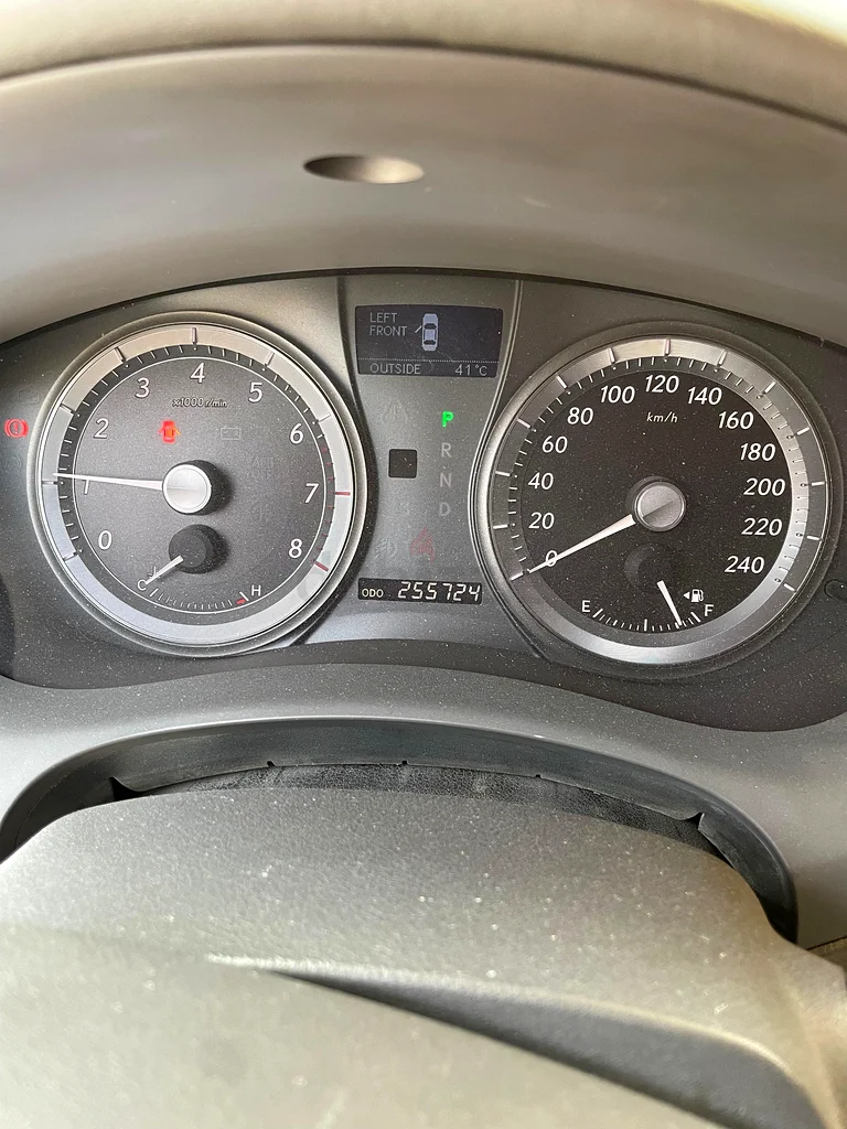 dubai63398653853570112