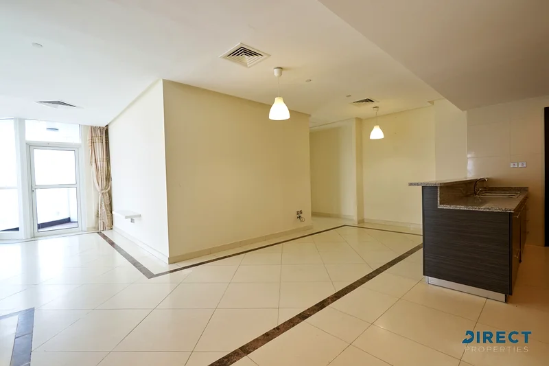 Amazing Location | Fabulous Views | Large Unit64037935455362111