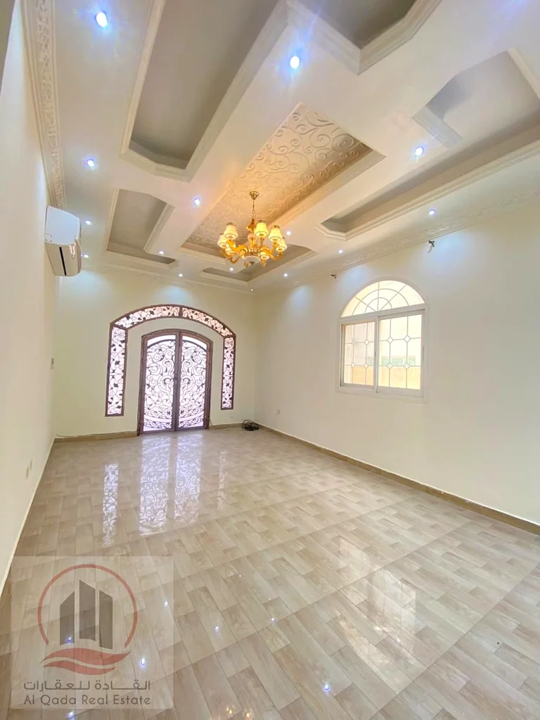 فيلا واسعة للإيجار في المويحة 3، 5 غرف63711781117187111