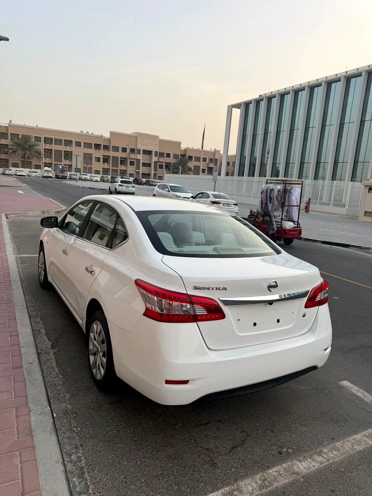 Nissan Sentra 2018 Gcc Specs63399981668482111