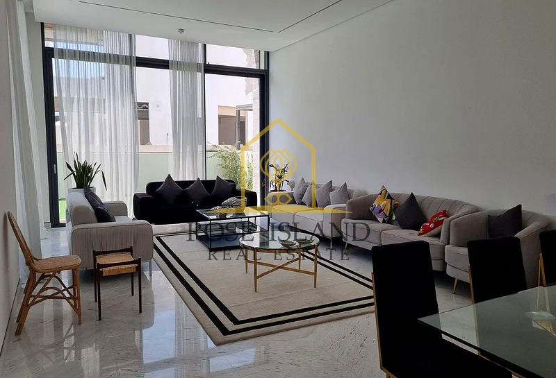 شاغر | تشطيب فاخر | نظام المنزل الذكي63850139452547112