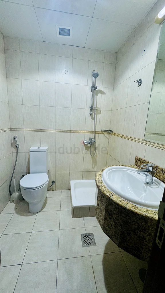 MASTER ROOM READY TO MOVE …!63401958391553114