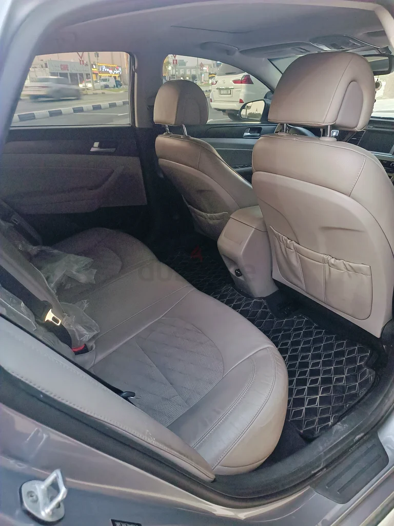 Hyundai sonata 201763406908983042113