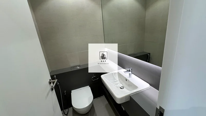 Spacious luxurious four bedroom townhouse in robinia Masaar63699929875841114