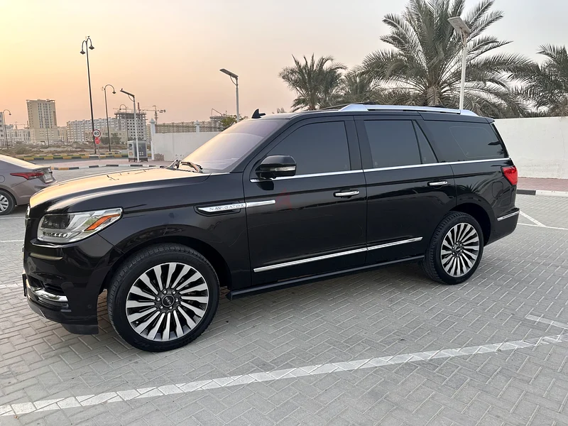 Lincoln Navigator 2019 excellent condition63613734340993111