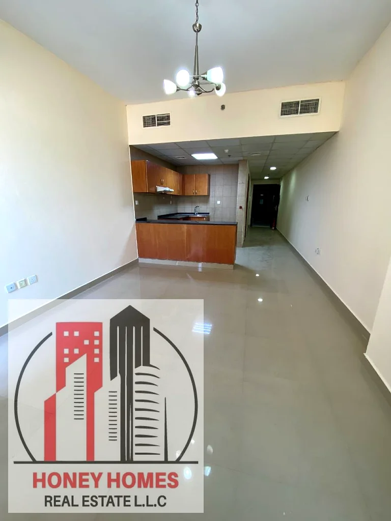 For sale: Studio apartment in Ajman, Al Nuaimiya Towers, Tower C, Ajman. Area: 595 sq ft63889910362369112