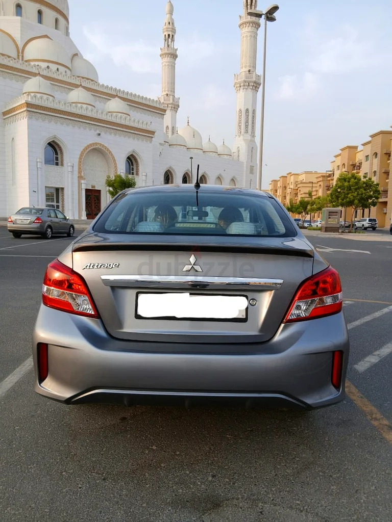 Fully optioned, GCC specification, fuel-efficient, excellent condition, personally used, low mileage car.63398594280323112