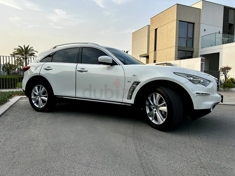 إنفينيتي QX7063398554103427112