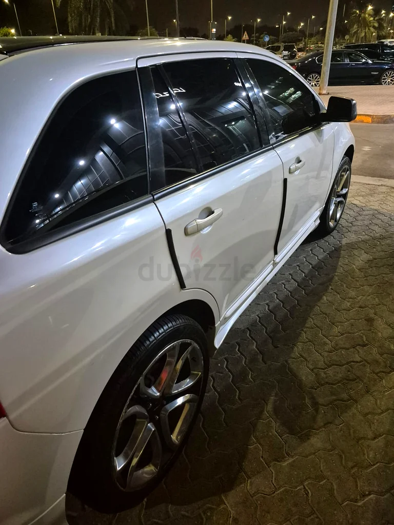 Ford Edge Sport  - GCC - Very Good Conditions63399892689538112