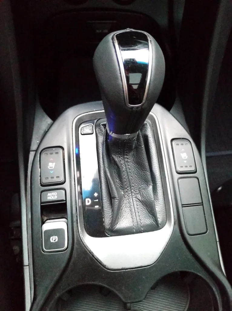 Hyundai Santa Fe, full option, good condition63406901494403113