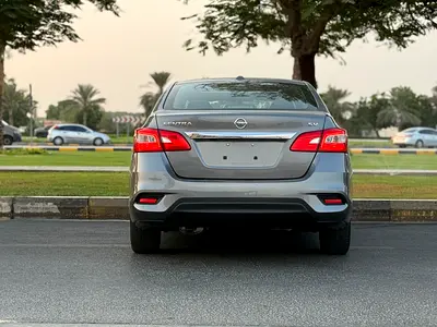 2017 Nissan SENTRA — миниатюра 12