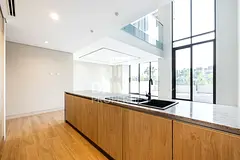 Luxurious VIlla with Sea and Skyline View